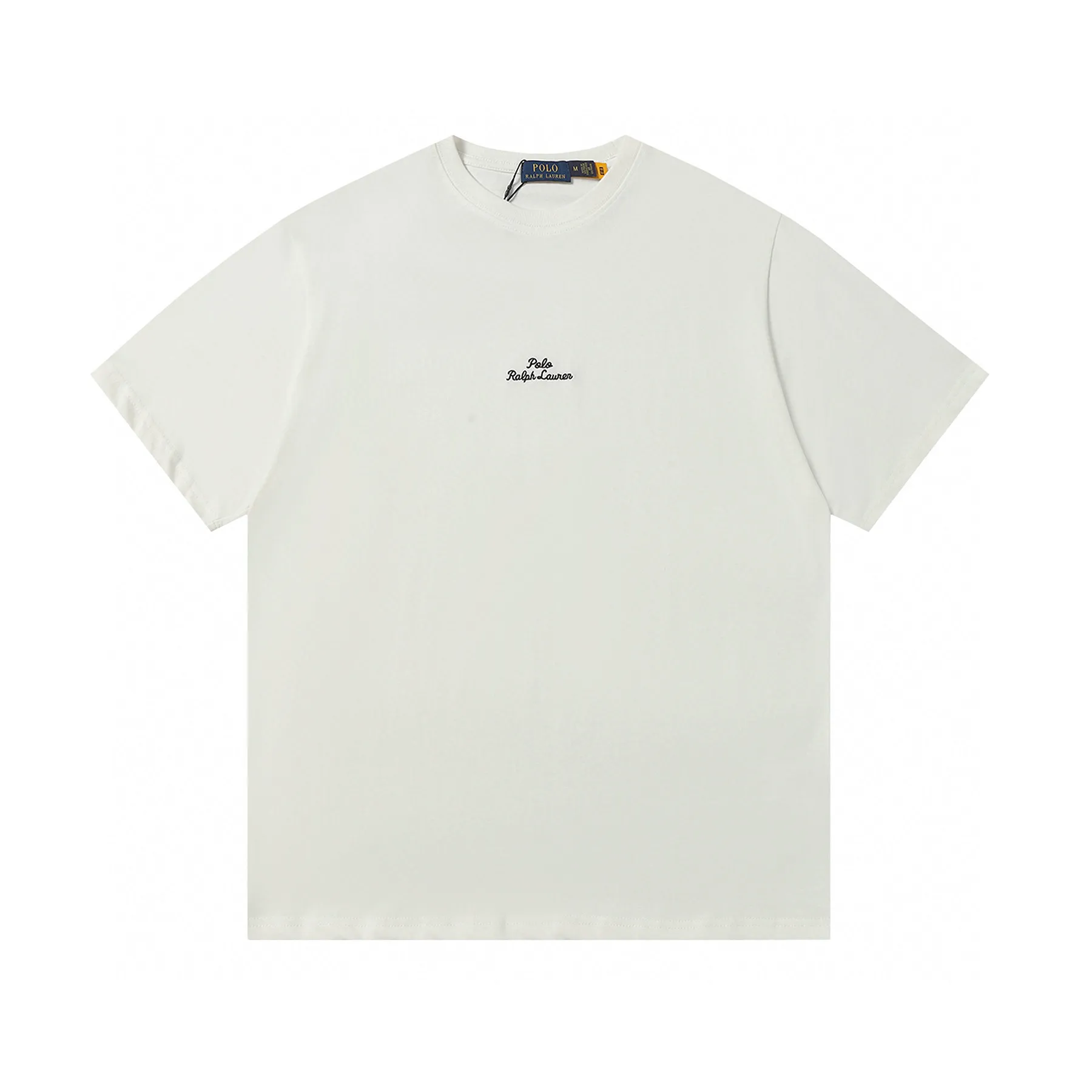 P126 Style number: 506 Ralph Lauren/Ralph Lauren 25ss summer new round-neck T-shirt with English letter embroidery. The main logo on the neck has a QR code mark, which can be scanned for verification. The detailed English letter logo embroidery is all high-density and made with imported Tajima machines, which distinguishes low-quality products on the market. 32 counts, 240g hydrophilic toner, 100% cotton fabric, comfortable and soft, highly breathable, focusing on high-end cost-effectiveness, needless to say good quality. Available in a variety of colors, both boys and girls can try this genderless style, giving them a yuppie tone in no time. Immerse yourself in your leisurely style, and have your own style in retro. Natural, vivid and very French romantic feelings, perfectly integrating youthful atmosphere and trend. Color: black, white, green, sky blue Size: S-xL S Shoulder width 44 Bust 104 Sleeve length 23 Clothing length 72 M Shoulder width 45 Bust 108 Sleeve length 24 Clothing length 74 L Shoulder width 46 Bust 112 Sleeve length 25 Clothing length 76 xL Shoulder width 47 Bust 116 Sleeve length 26 Clothing length 78